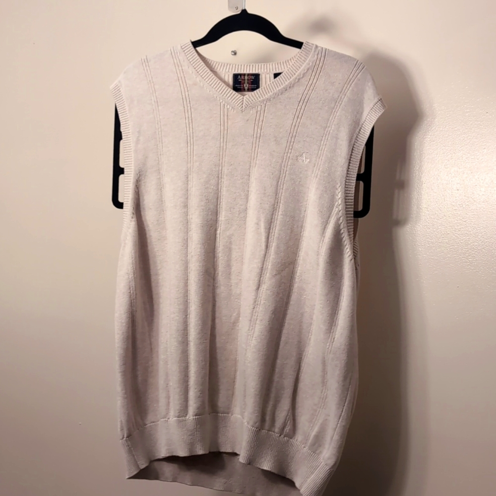 🛍️7/20 Men's Arrow Shirt Vest Size Large
